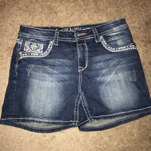 Grace embroidered jean shorts with rhinestones